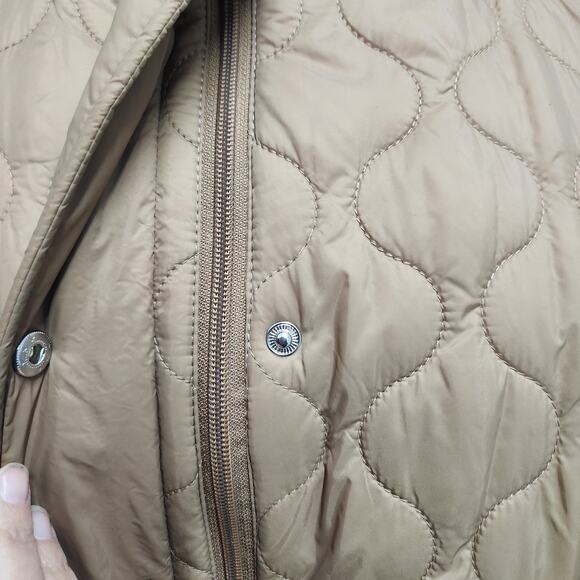 Susan Graver Weekend Water Repellant Nylon Quilted Vest w/Hood Camel 2X P - Picture 9 of 16